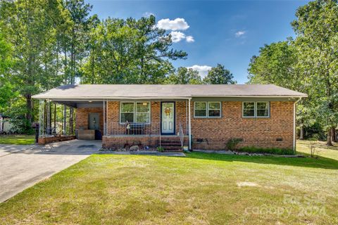 1488 Carmel Road sold home in Cloisters, Lancaster, SC