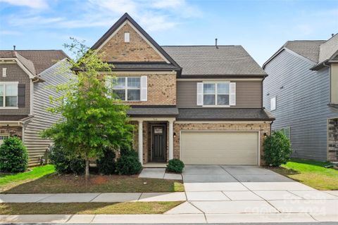 764 Garrett Green Way sold home in Oakland Pointe, Fort Mill, SC
