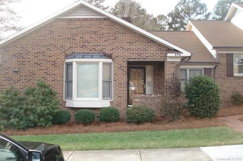 806 Colby Circle