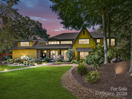 524 Shoreline Drive 10,11,4 sold home in Lake Providence, Matthews, NC