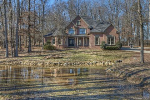 1306 Rosehill Drive