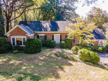 35 31st Avenue sold home in Fairview Park, Hickory, NC