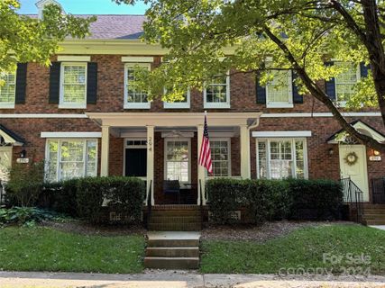 294 Elis Way