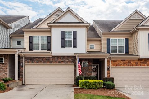 4777 Mount Royal Lane
