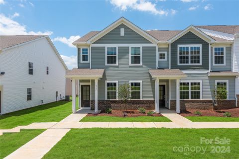 9737 Inkberry Drive
