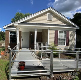 10646 Coulport Lane sold home in Charlotte House, Charlotte, NC