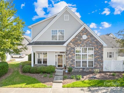 3113 Mistletoe Drive sold home in Stonegrove, Charlotte, NC