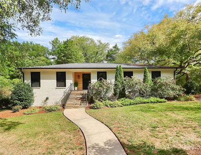6423 Pella Road