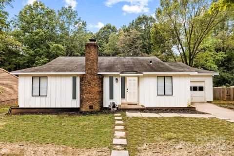 6521 Santa Cruz Trail