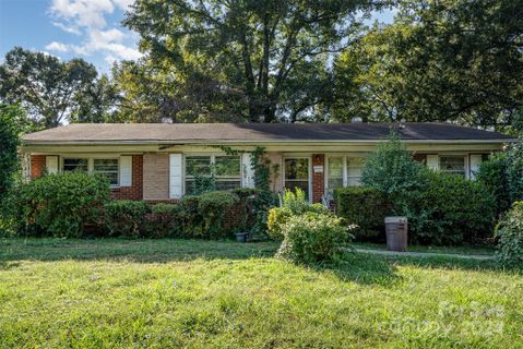 1814 Eastway Drive