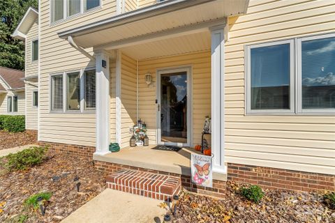 3386 White Oak Court sold home in White Oak Manor, Claremont, NC