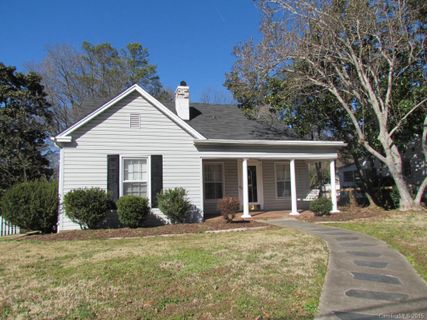 93 Hillcrest Avenue
