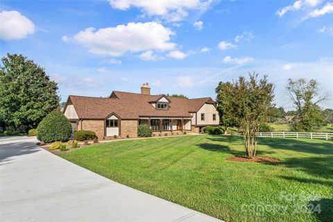 480 Baymount Drive sold home in Baymount Meadows, Statesville, NC