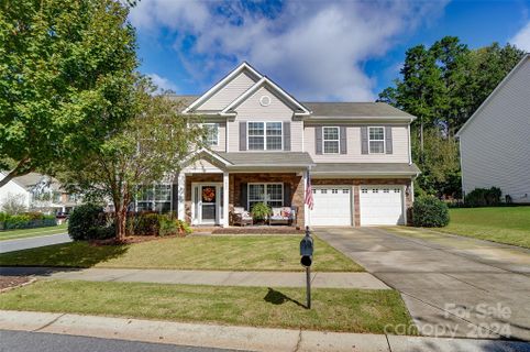 1039 Mclaren Drive