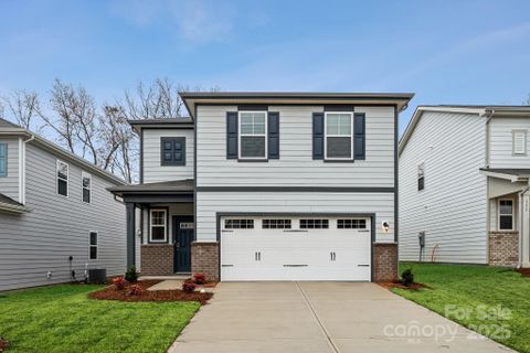 327 Bezelle Avenue