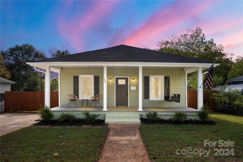 389 Woodlawn Street sold home in Goshen Woods, Belmont, NC