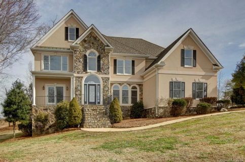 192 Hunters Hill Drive sold home in Fox Den Country Club, Statesville, NC