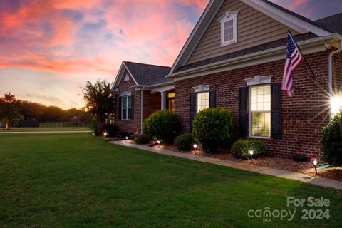 2069 Belle Regal Circle sold home in The Gates At Eastview, Rock Hill, SC