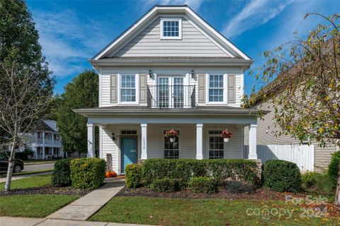 11578 Mcdunkeld Drive sold home in The Oaks At Mcilwaine, Huntersville, NC
