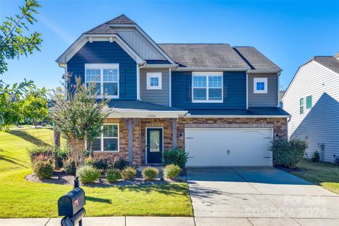 13028 Sagamore Hill Drive