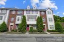 10041 Treeside Lane sold home in Matthews, SC