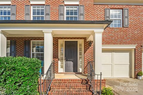 6482 Chadwell Court