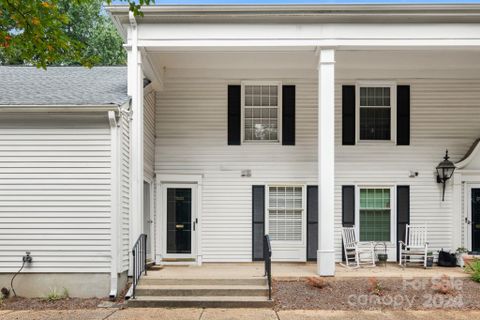 7008 Quail Hill Road sold home in Quail Hollow East, Charlotte, NC