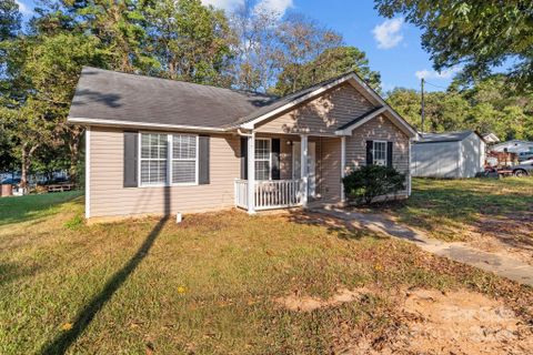 2113 Sunset Boulevard 296 sold home in Sunset Park, Charlotte, NC