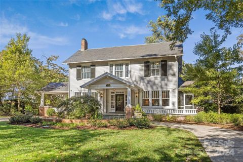 1718 Queens Road