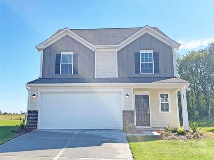135 Hanging Rock Trail