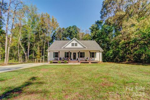 4776 Bonnie Brook Court sold home in Carltons Ridge, Vale, NC
