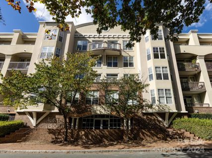 405 W 7th Street 413