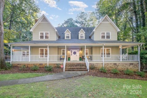 6100 Bittersweet Lane