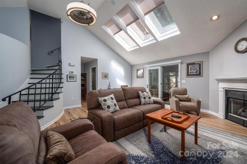 1783 12th Street sold home in HUNTINGTON WOODS TOWNHOUSES, Hickory, NC