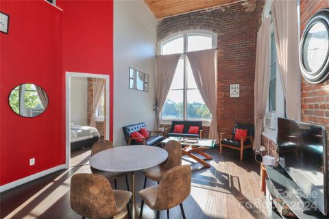 201 S Hoskins Road 335 sold home in FoxRidge Lofts, Charlotte, NC