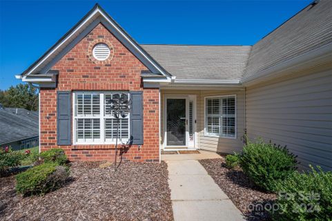 209 Woodbridge Circle