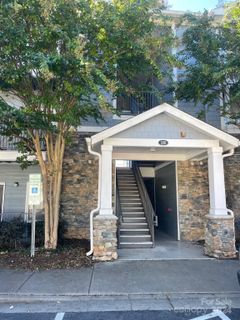 100 Vista Lake Drive 108