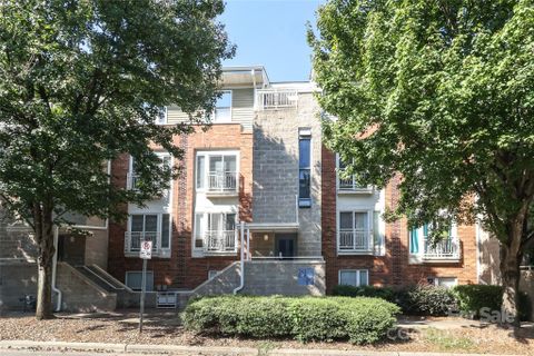 540 Donatello Avenue sold home in Renaissance Townhome Lofts Condo, Charlotte, NC