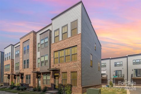 1062 Simcoe Lane sold home in Southrail Station, Charlotte, NC