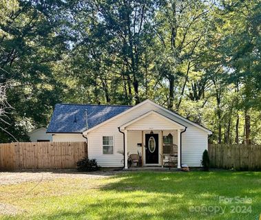 2421 Finchley Drive sold home in Eastwood Acres, Charlotte, NC