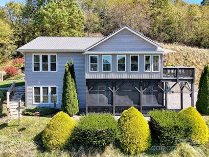 297 Gordon Drive sold home in Barbers Orchard, Waynesville, NC