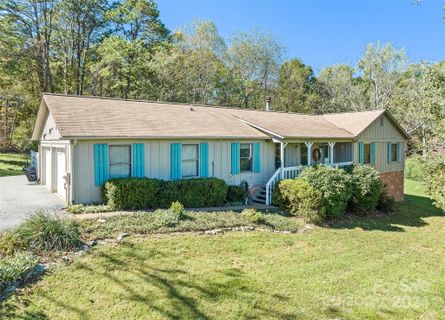 553 Nellie John Drive sold home in Dogwood Acres, Clyde, NC