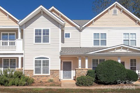 14933 Scothurst Lane sold home in Scots Hill, Charlotte, NC