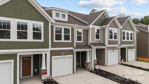 215 Tippin Trail