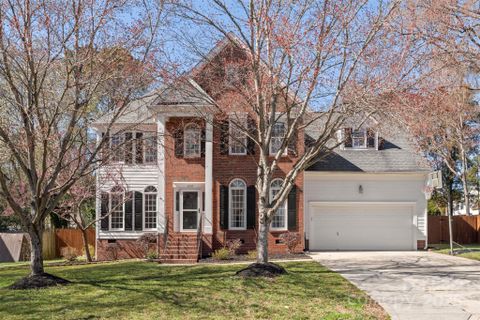 1037 Fairway Ridge Road sold home in Fairway Ridge, Concord, NC
