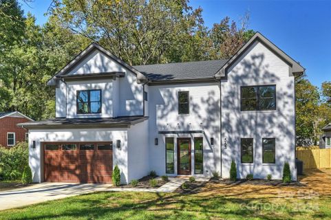 563 Lyttleton Drive