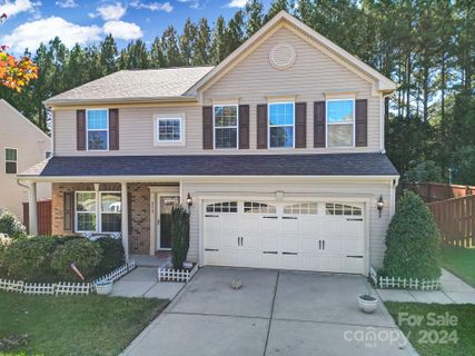 238 Almora Loop