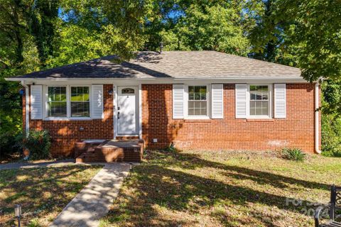 628 Wilbrown Circle sold home in Homestead Park, Charlotte, NC
