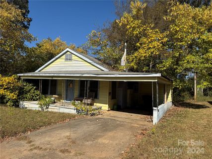 150 Holland Street sold home in Cool Springs, Forest City, NC
