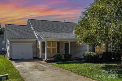 2126 Wexford Way